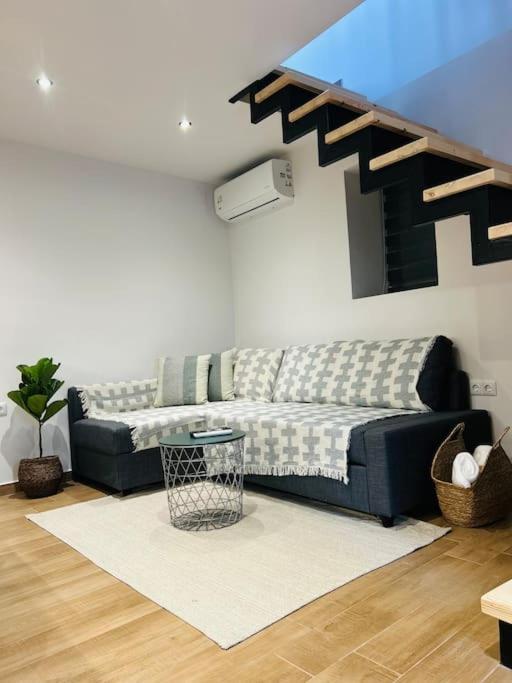 Statha's Apartment